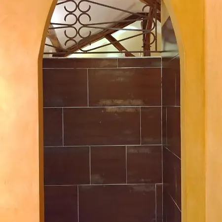 Le Manoir De Gatines לינה וארוחת בוקר