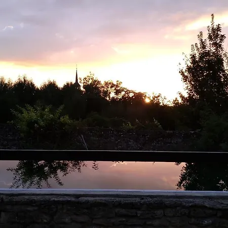 Le Manoir De Gatines 3*