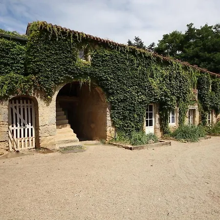 Le Manoir De Gatines 3*