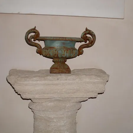 Le Manoir De Gatines ベッド・アンド・ブレックファスト